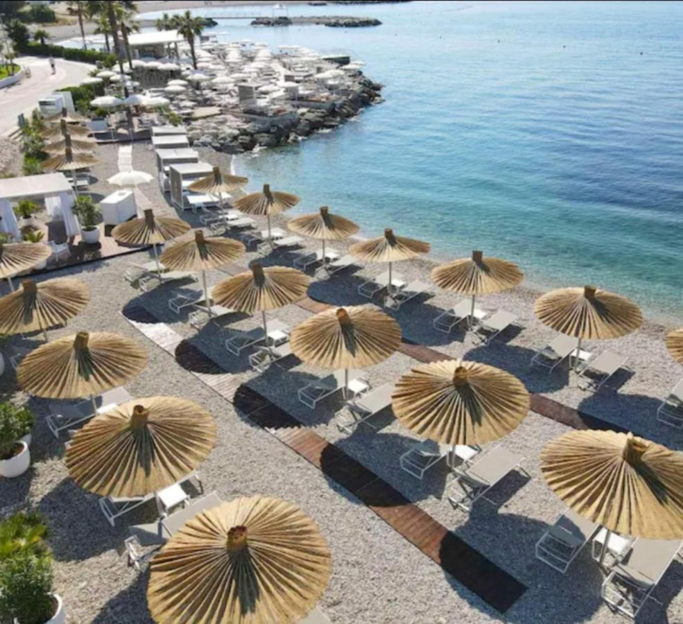 Apartment Paolo By The Beach Znjan Split Exteriér fotografie