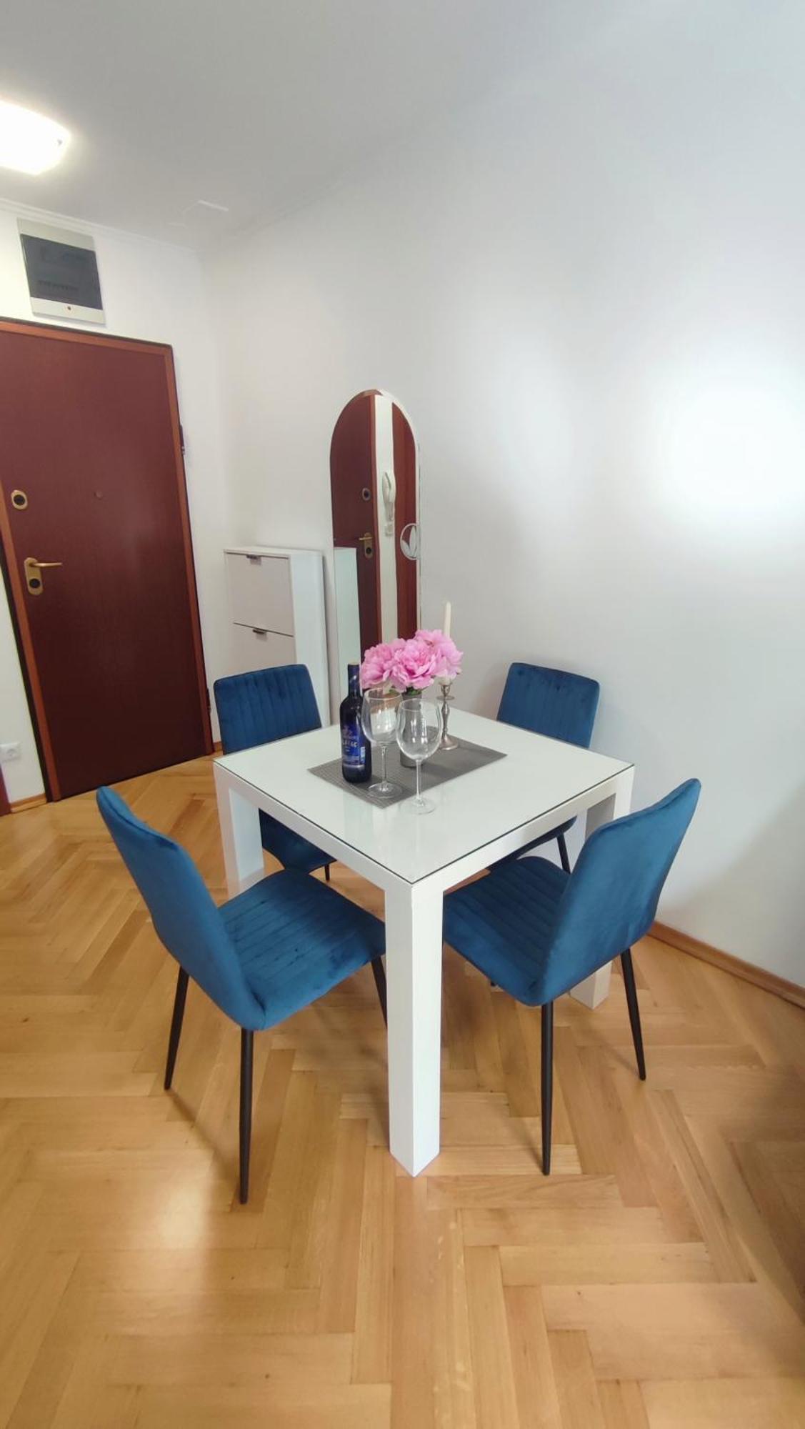Apartment Paolo By The Beach Znjan Split Exteriér fotografie