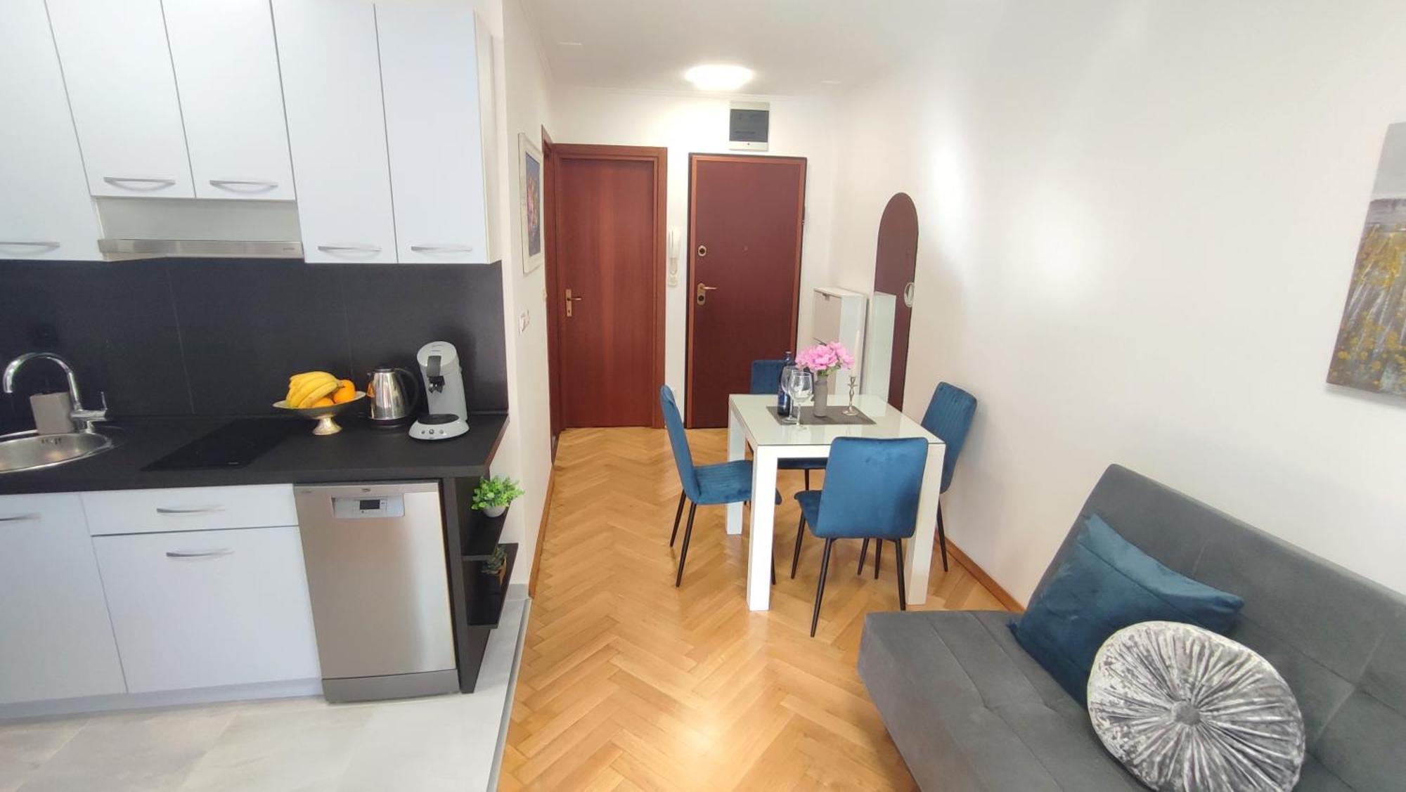 Apartment Paolo By The Beach Znjan Split Exteriér fotografie