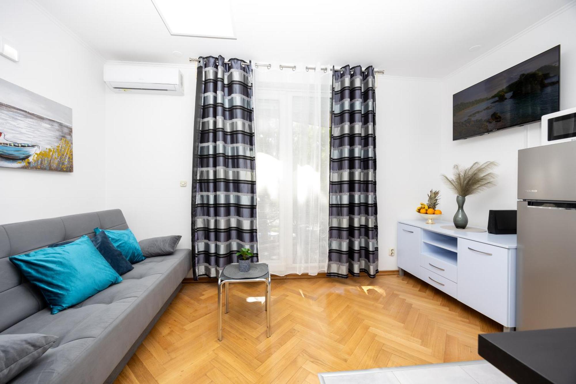 Apartment Paolo By The Beach Znjan Split Exteriér fotografie